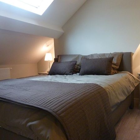Aimee Villa Ieper Room photo